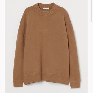 LOOKING TO BUY- H&M KNIT SWEATER